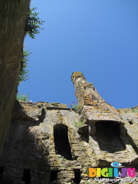 SX14405 Chimney in Buttery Over Manorbier Castle